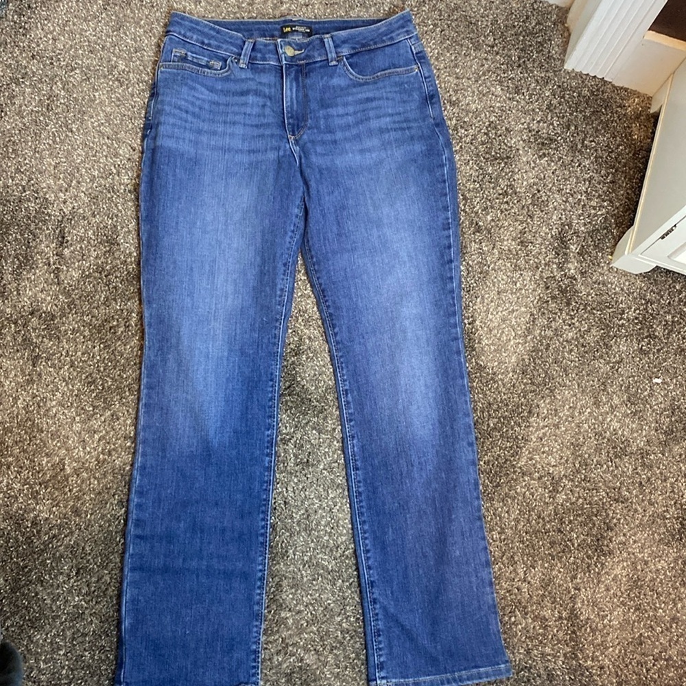 Lee Regular Fit Straight Leg Mid Rise Jeans Sz 12 NWOT